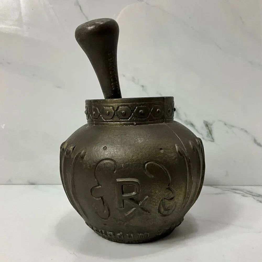 VINTAGE 1968 Schering Brass Mortar & Pestle 6th Edition - Picture 4 of 10